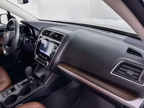 Used 2019 Subaru Outback 3.6R Touring w/ Popular Package #3A AWD/4WD image 31