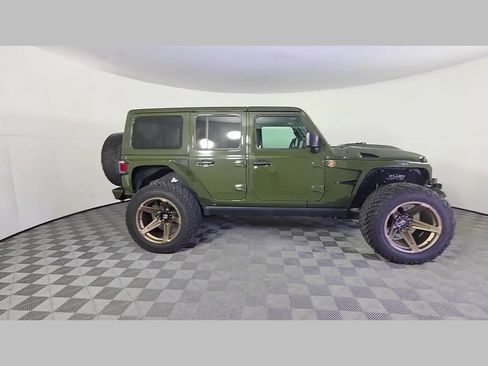 Used 2024 Jeep Wrangler Unlimited AWD/4WD image 36