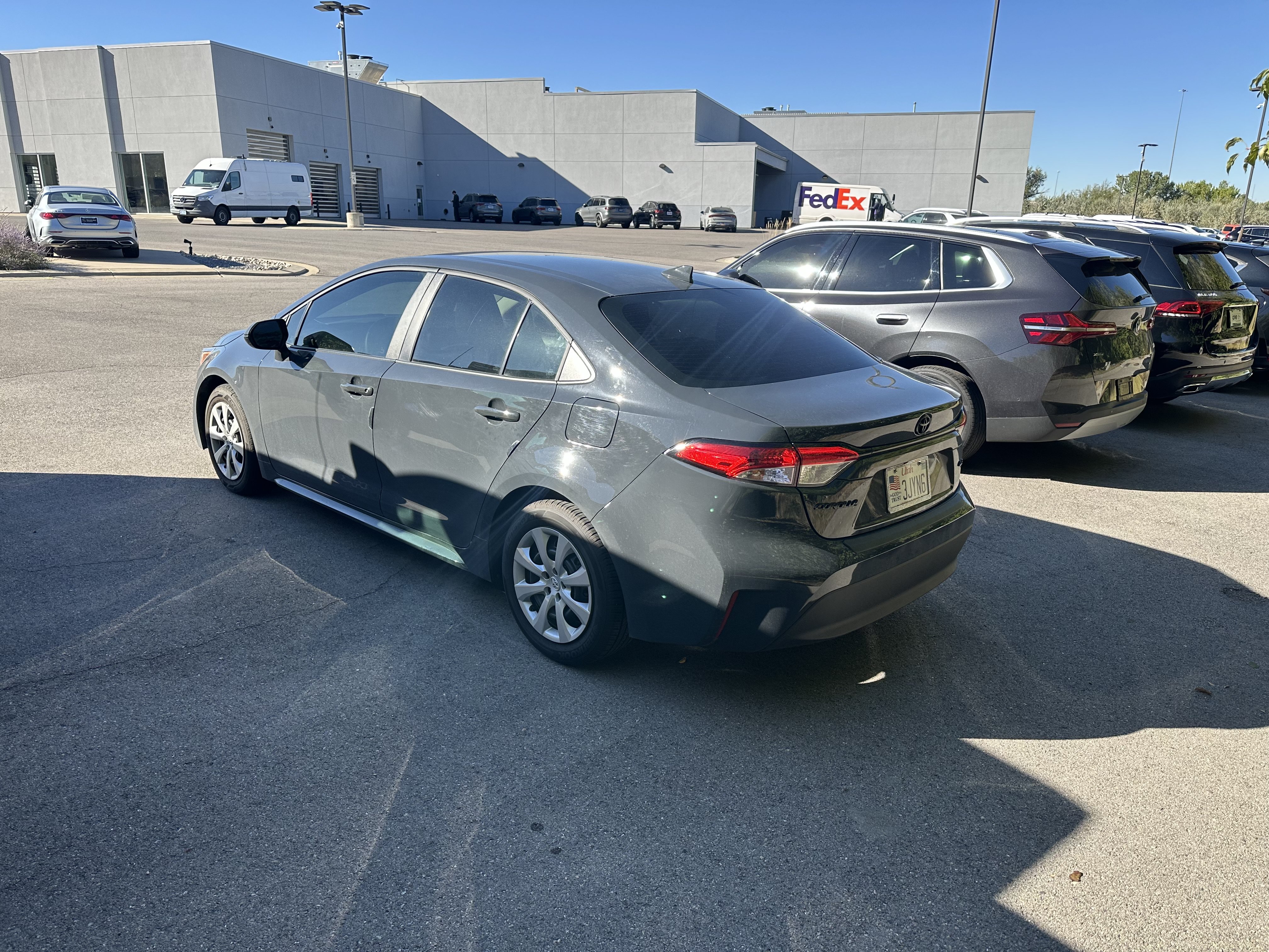 Used 2025 Toyota Corolla LE FWD image 4