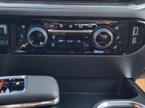 New 2026 Chevrolet Silverado 1500 LTZ w/ Z71 Off-Road Package image 20