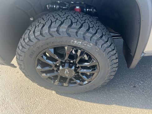 New 2026 Chevrolet Silverado 3500 LT w/ Trail Boss Package image 11