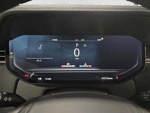 New 2026 Land Rover Range Rover Long Wheelbase SE image 21