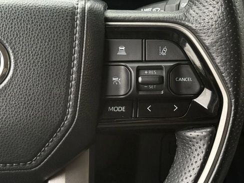 Used 2023 Toyota Sequoia Limited w/ Tow Technology Package AWD/4WD image 16