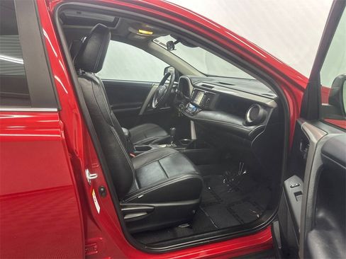 Used 2017 Toyota RAV4 XLE image 14