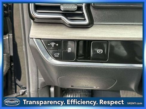 Used 2023 Kia Sportage X-Line w/ X-Line Premium Package AWD/4WD image 21