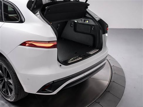 New 2026 Jaguar F-PACE R-Dynamic S AWD/4WD image 32