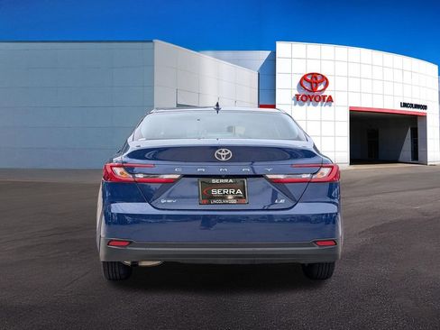 Used 2025 Toyota Camry LE FWD image 11