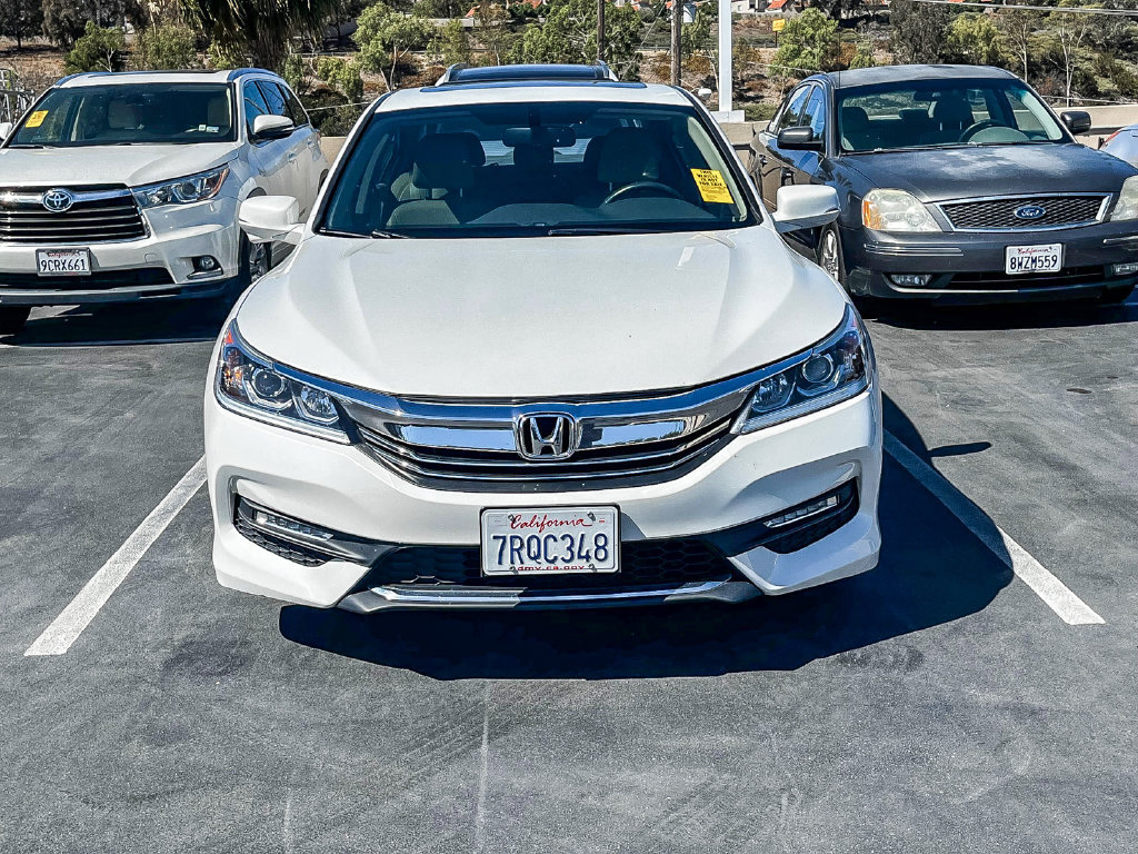 Used 2016 Honda Accord EX-L image 2