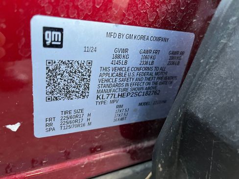 Used 2025 Chevrolet Trax LT image 27