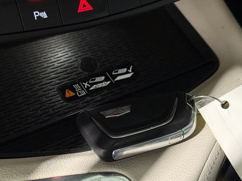 Used 2020 Cadillac CT4 Premium Luxury image 36