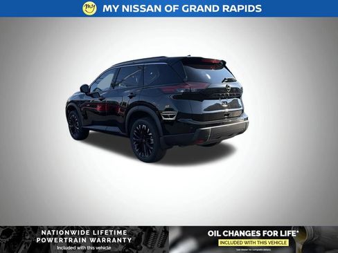 New 2026 Nissan Rogue Dark Armor AWD/4WD image 3