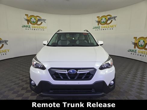 Used 2023 Subaru Crosstrek 2.0i Premium image 3