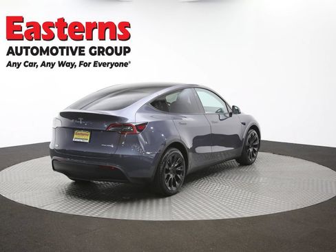 Used 2023 Tesla Model Y AWD image 35
