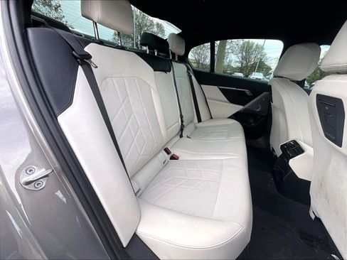 Used 2024 BMW i5 M60 w/ Premium Package image 24