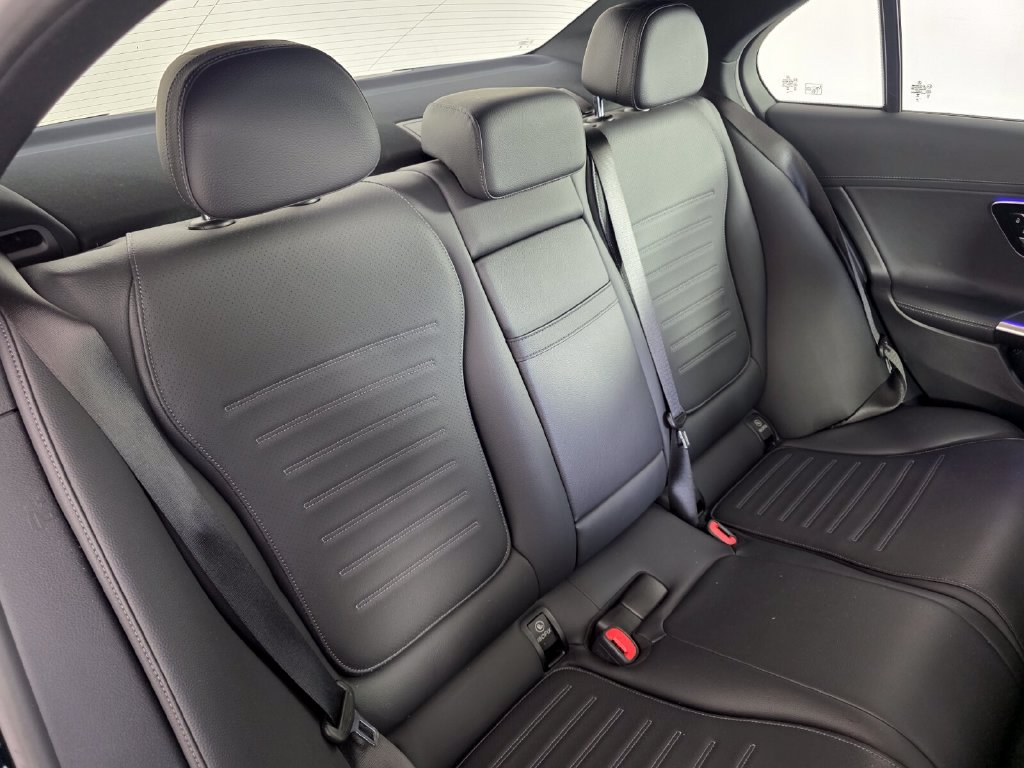 Certified 2023 Mercedes-Benz C 300 4MATIC Sedan image 26