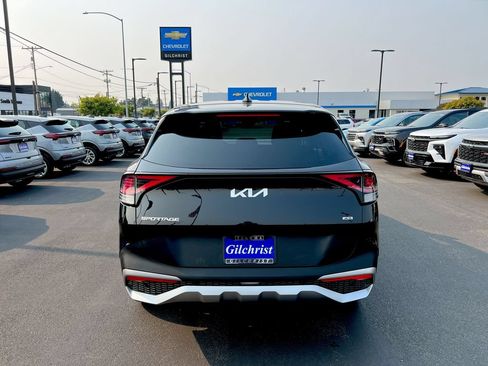Used 2024 Kia Sportage LX AWD/4WD image 25