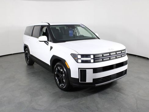 Used 2026 Hyundai Santa Fe SE image 12