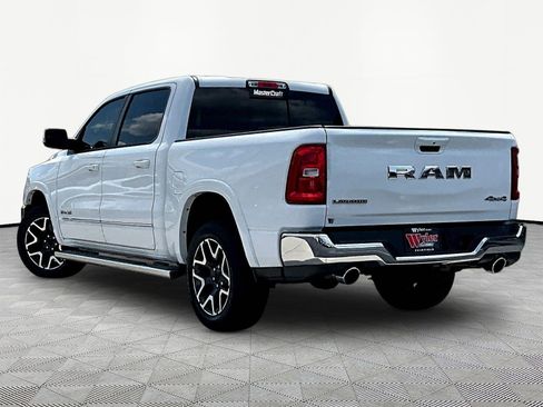 Used 2025 RAM 1500 Laramie AWD/4WD image 4