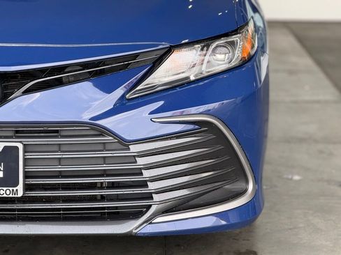 Certified 2023 Toyota Camry LE image 5