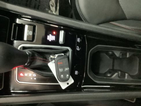 New 2026 Jeep Compass Trailhawk AWD/4WD image 18