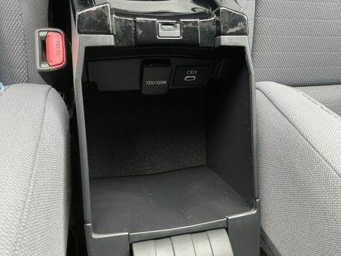 Used 2023 Toyota Corolla SE image 27