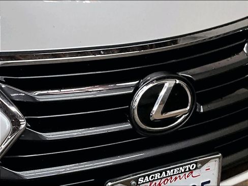 Used 2015 Lexus NX 200t AWD w/ Premium Package image 31