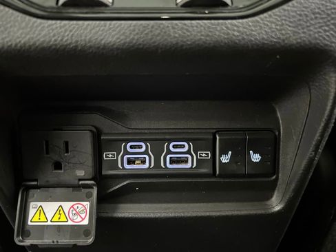 Used 2023 Jeep Grand Cherokee 4WD 4xe image 23