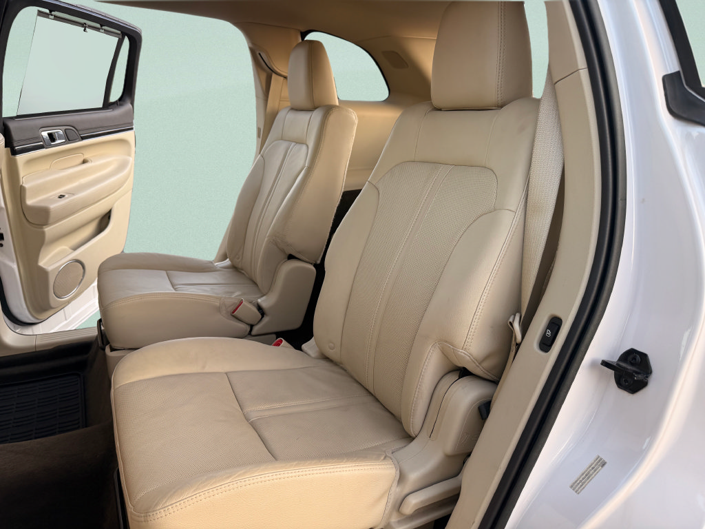 Used 2018 Lincoln MKT AWD image 41