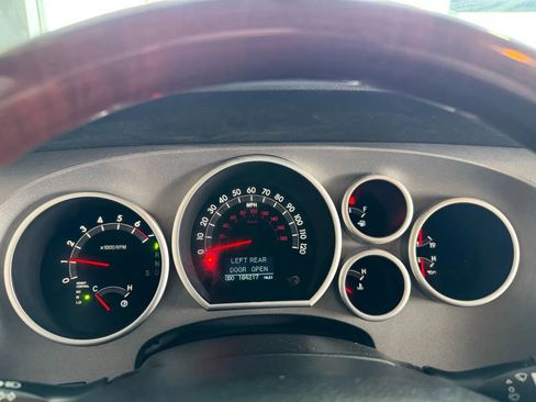 Used 2012 Toyota Sequoia Platinum image 15