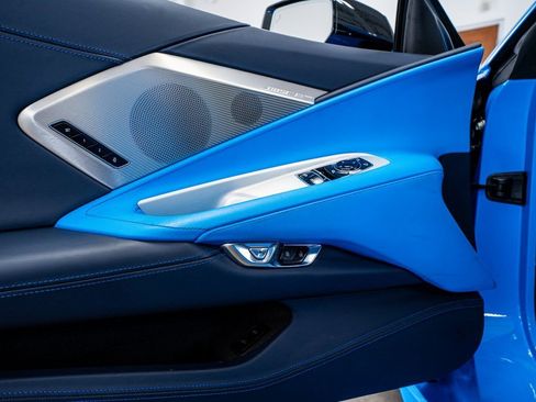 Used 2023 Chevrolet Corvette Stingray Premium Cpe w/ Z51 Performance Package image 37