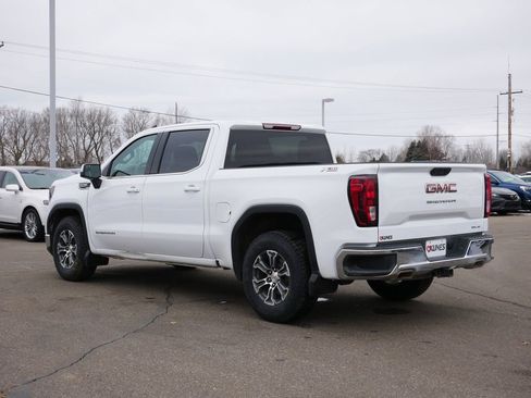 Used 2023 GMC Sierra 1500 SLE image 5