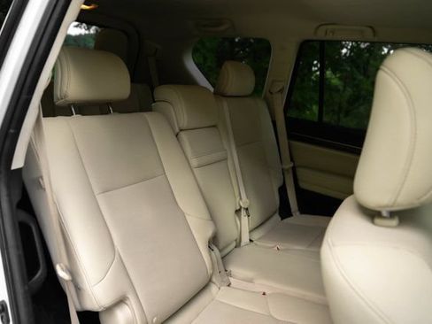 Used 2020 Lexus GX 460 AWD/4WD image 24