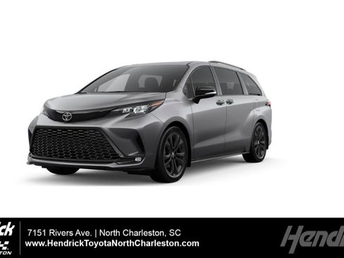 New 2026 Toyota Sienna XSE FWD image 1