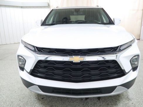 Used 2023 Chevrolet Blazer LT AWD/4WD image 7
