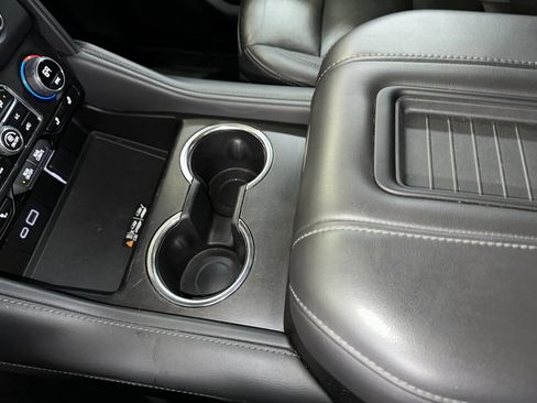 Certified 2022 Chevrolet Tahoe LT w/ LT Signature Package image 18