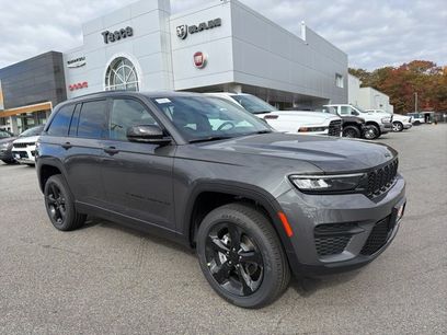 New 2025 Jeep Grand Cherokee 4WD
