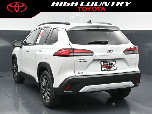 New 2026 Toyota Corolla Cross XLE w/ Convenience Package FWD image 4