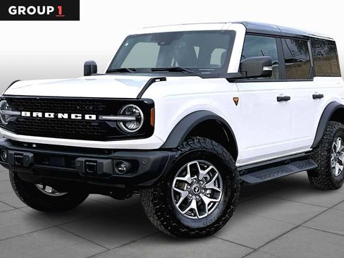 Used 2025 Ford Bronco Badlands AWD/4WD image 1