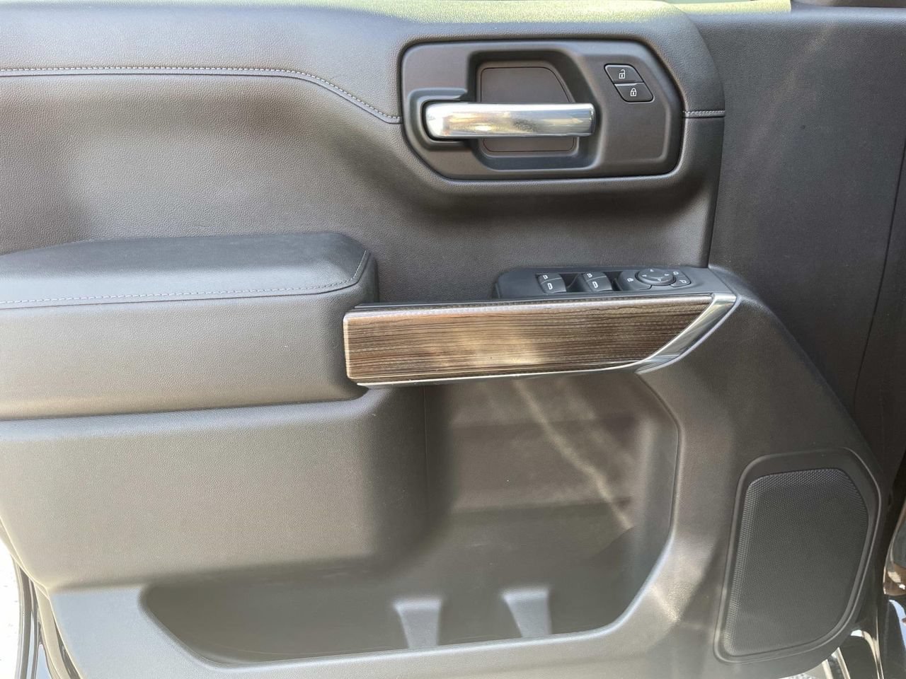 Used 2021 Chevrolet Silverado 1500 RST RWD image 14