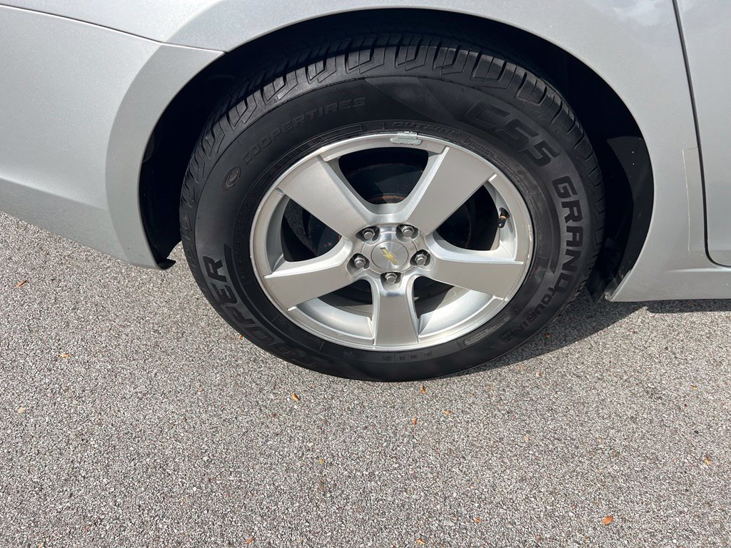 Used 2013 Chevrolet Cruze LT FWD image 10