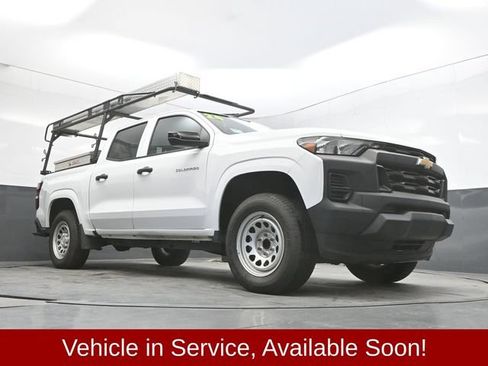 Used 2024 Chevrolet Colorado W/T w/ Safety Package RWD image 32