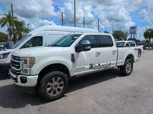 Used 2021 Ford F250 Platinum w/ FX4 Off-Road Package AWD/4WD image 3
