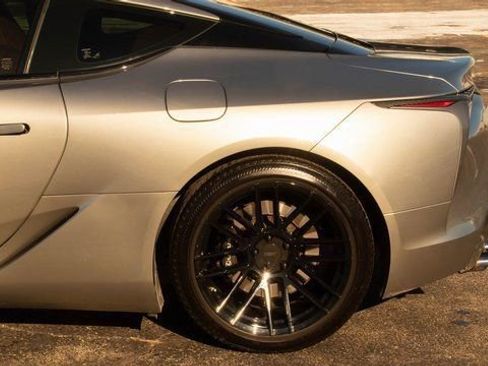 Used 2018 Lexus LC 500 Coupe image 3