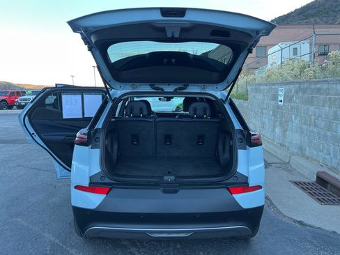 Used 2022 Chevrolet Bolt EUV Premier w/ Super Cruise Package image 8