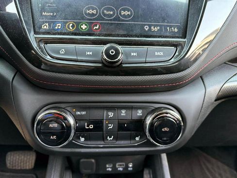 Used 2023 Chevrolet TrailBlazer RS w/ Convenience Package image 23