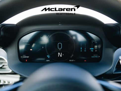 Used 2023 McLaren Artura RWD image 29