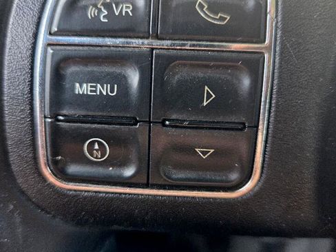 Used 2016 Jeep Wrangler Unlimited Sahara w/ Connectivity Group image 18