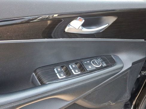 Used 2019 Kia Sorento LX V6 image 10