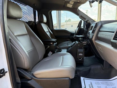 Used 2019 Ford F250 XL w/ Power Equipment Group RWD image 16