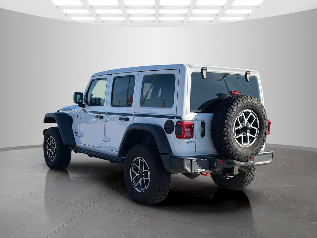 Used 2025 Jeep Wrangler Unlimited Rubicon w/ Safety Group AWD/4WD image 5